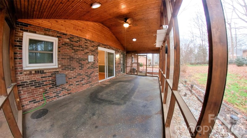 510 4th Ave, Conover, NC 28613