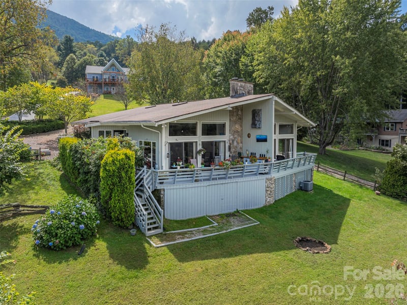 234 Sams Trl, Waynesville, NC 28786