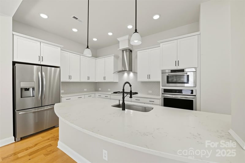 9209 Colin Crossing Ct, Charlotte, NC 28277
