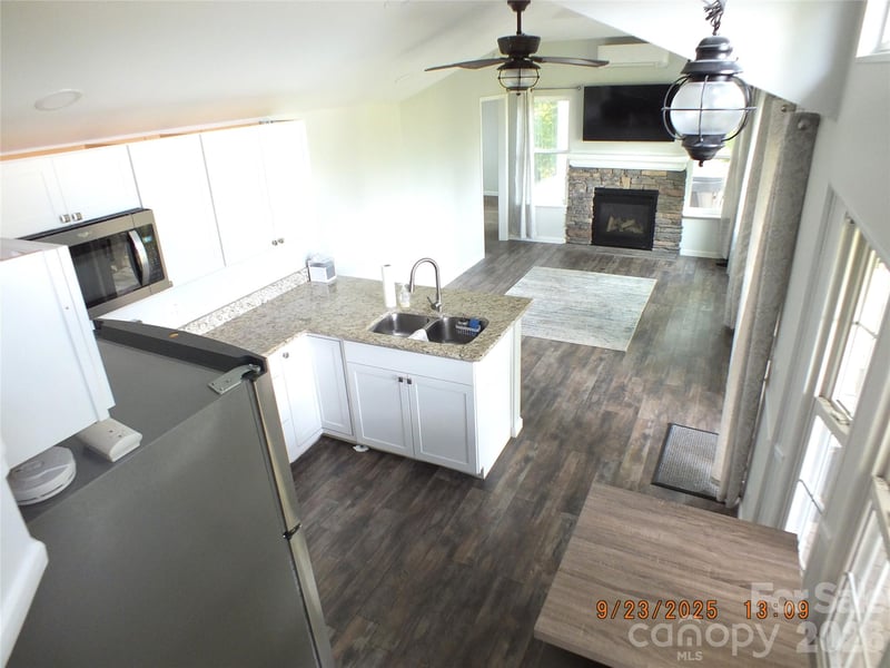 408 Whispering Winds Rd, Waynesville, NC 28785