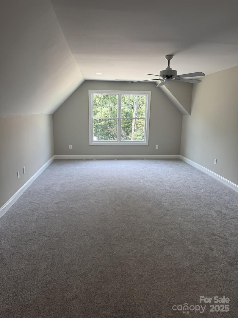 4047 Stadler Dr, Conover, NC 28613