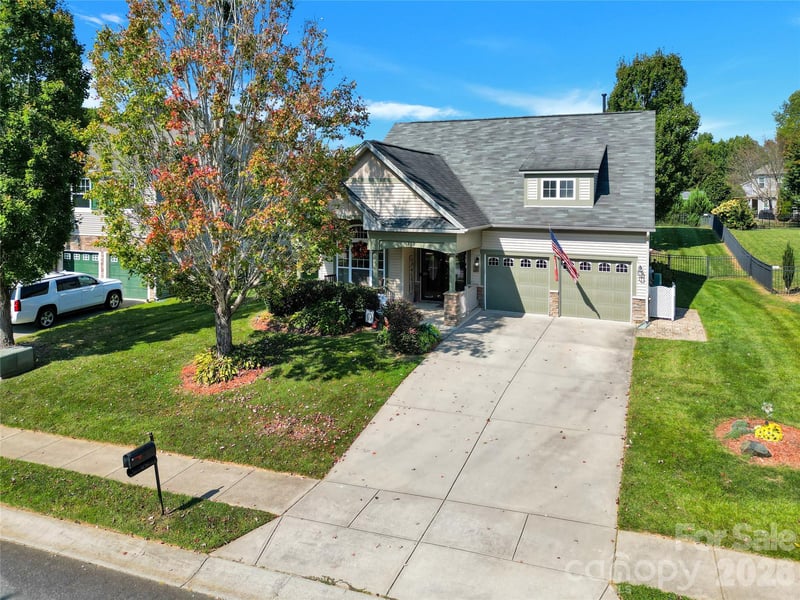 308 Tall Wheat Ln, Mount Holly, NC 28120