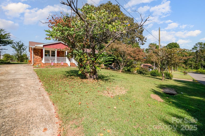 801 Windwood Dr, Gastonia, NC 28056