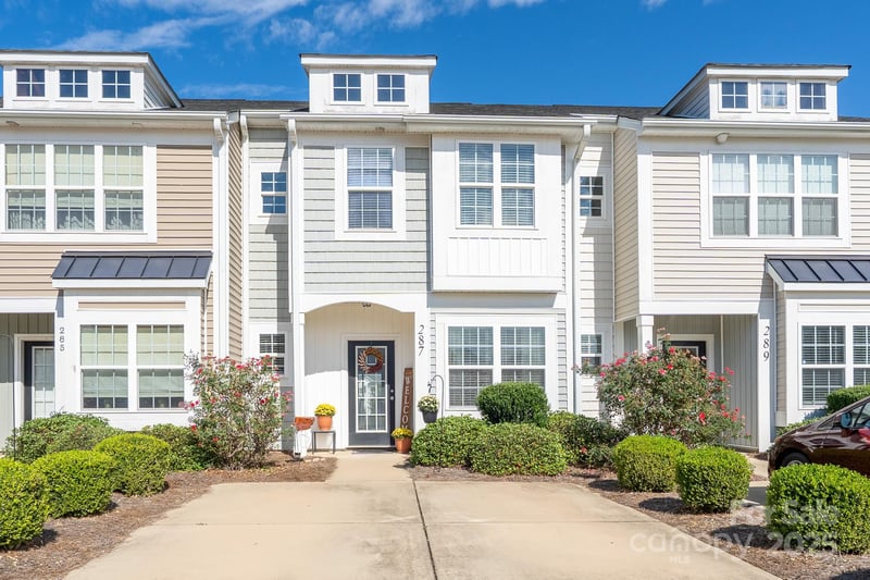 287 Halton Crossing Dr, Concord, NC 28027