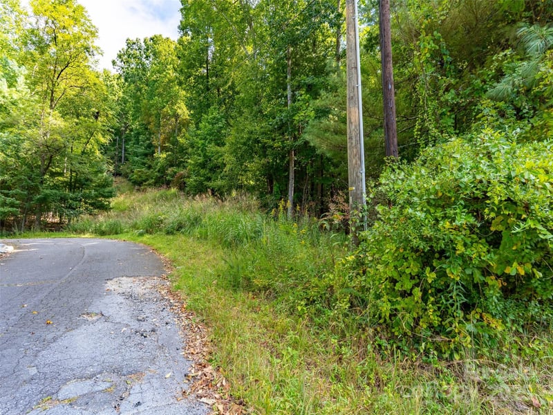 Valencia Dr #00, Hendersonville, NC 28791