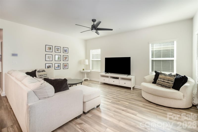 4424 Bright Rd, Charlotte, NC 28214