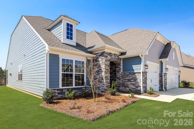 2287 Moon Crest Rd #143, Lancaster, SC 29720