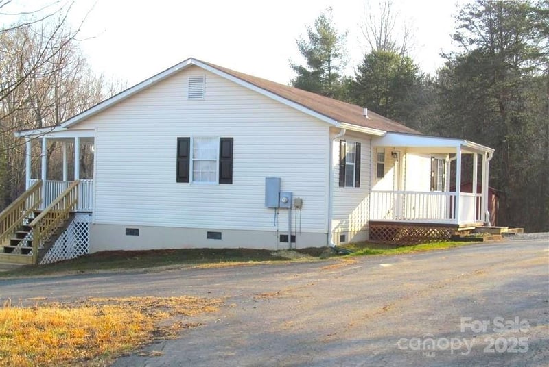6368 Alley Rd, Catawba, NC 28609