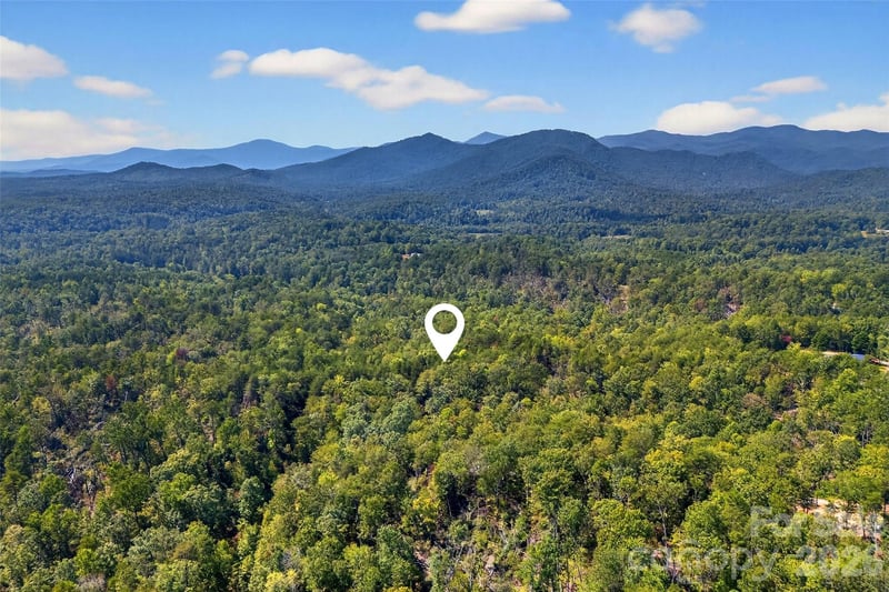 366 Boland Dr, Lake Lure, NC 28746