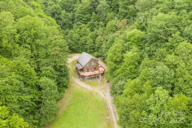 8020 Meadow Fork Rd, Hot Springs, NC 28743