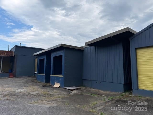 618 Meeting St, Morganton, NC 28655