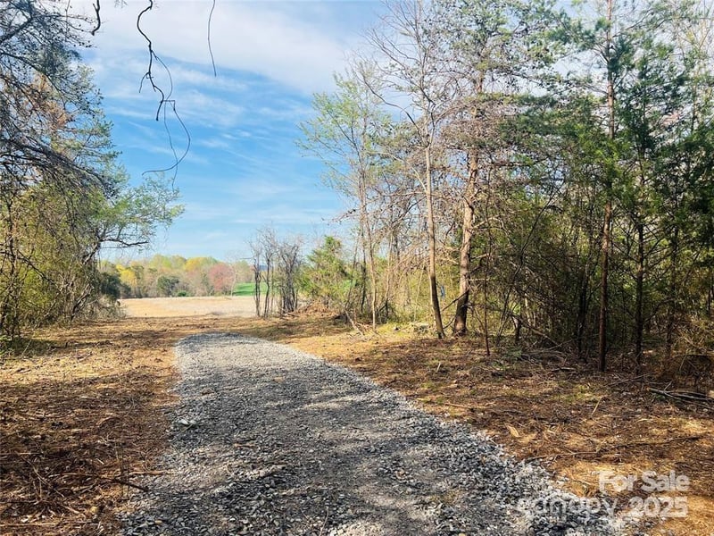2095 Hatties Way #3, Hamptonville, NC 27020