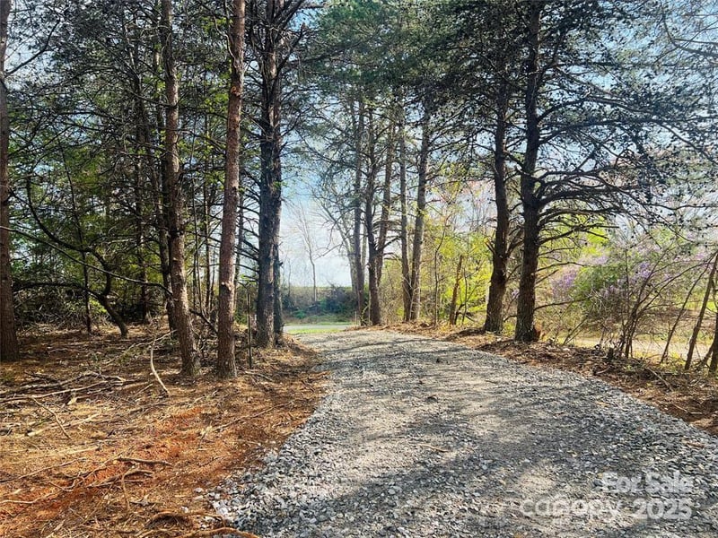 2095 Hatties Way #3, Hamptonville, NC 27020