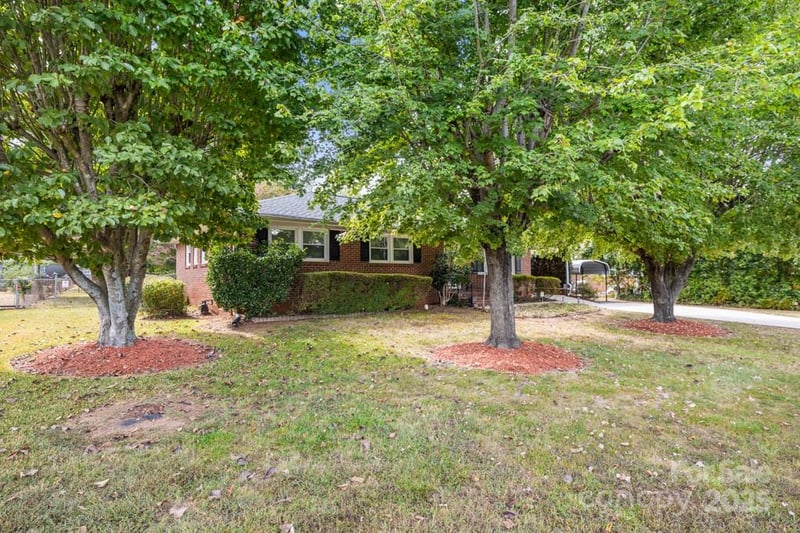 873 Kentwood Dr, Rock Hill, SC 29730