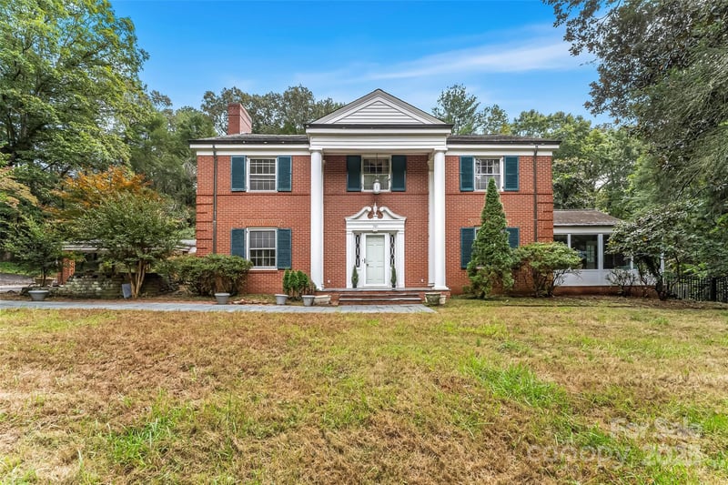 301 Louise Ave, Valdese, NC 28690