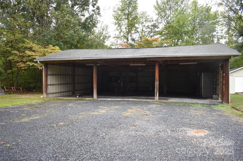 133 Community Building Rd, Mount Gilead, NC 27306