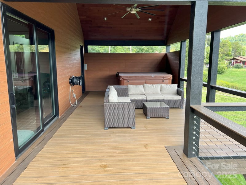 57 Union Chapel Rd, Weaverville, NC 28787