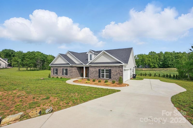 3013 Isle Ln, Monroe, NC 28110