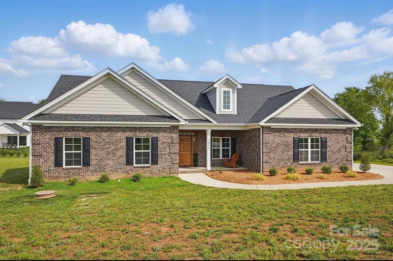3013 Isle Ln, Monroe, NC 28110