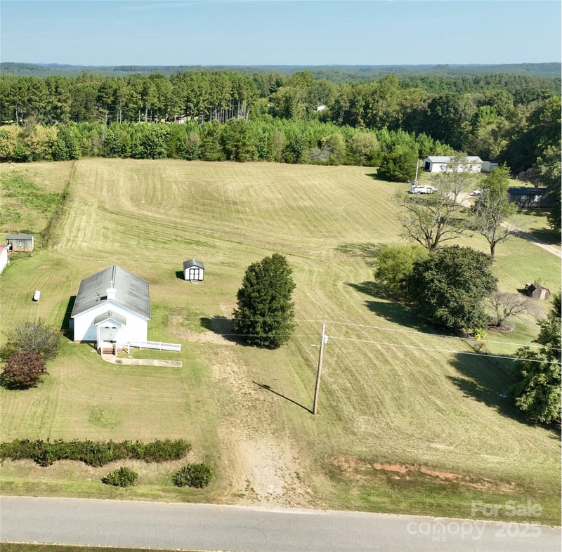 137 Bluegill Ln, Statesville, NC 28625