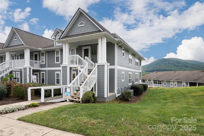 4805 Breakers Ln, Asheville, NC 28806