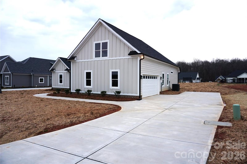 1115 Stonegate Dr, Salisbury, NC 28147