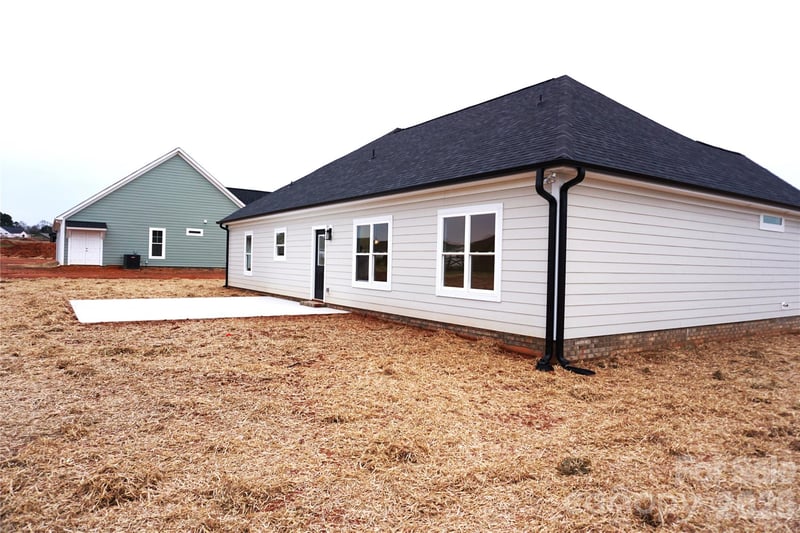 1115 Stonegate Dr, Salisbury, NC 28147