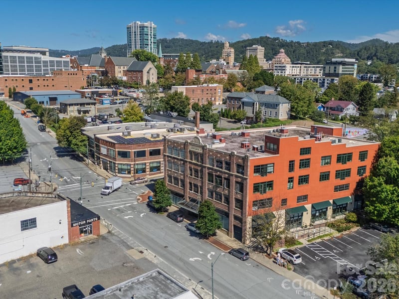 100 Coxe Ave #306, Asheville, NC 28801