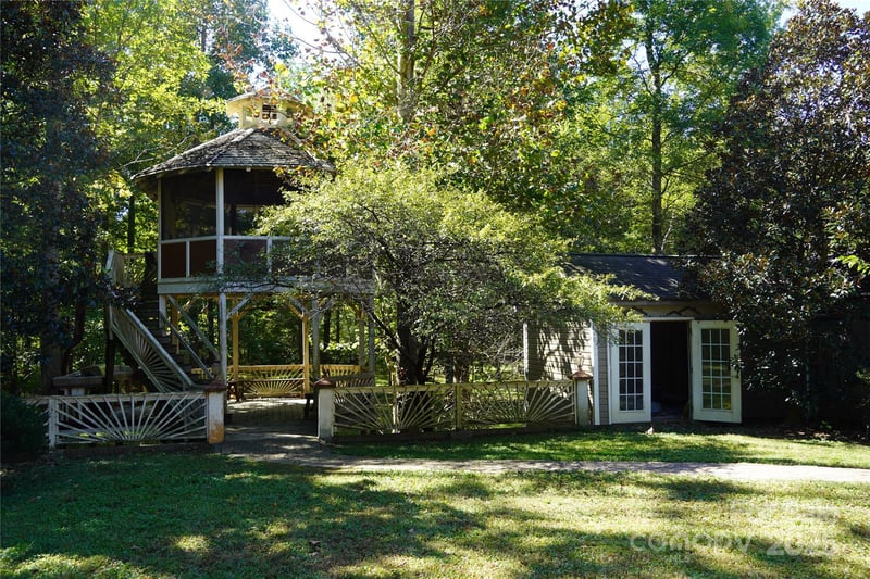 13631 William Stowe Dr, Charlotte, NC 28262