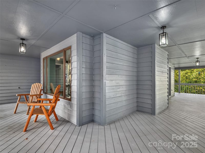 66 High Country Rd, Weaverville, NC 28787