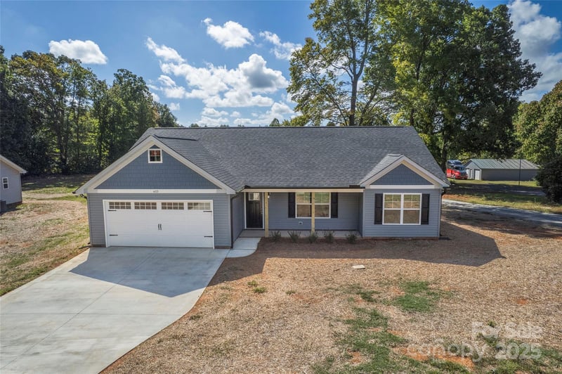 6015 Zoo Pw, Asheboro, NC 27205