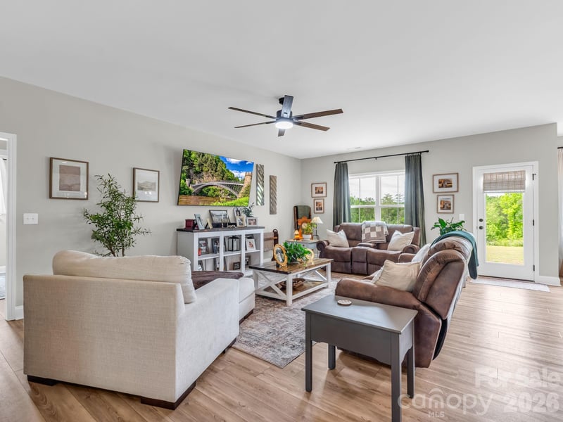 288 Maypole Ct, Forest City, NC 28043