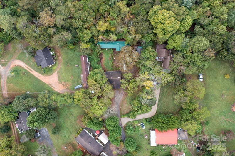 132 Little Knob Rd, Asheville, NC 28803