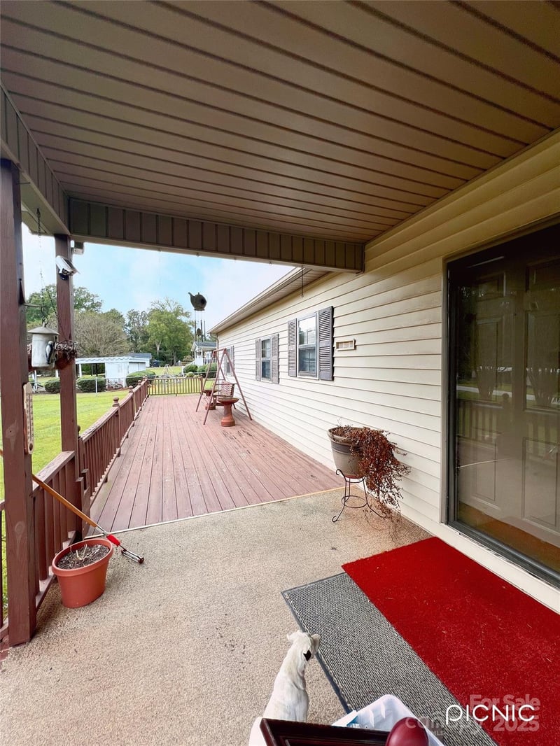 572 Mosteller Dr, Lancaster, SC 29720