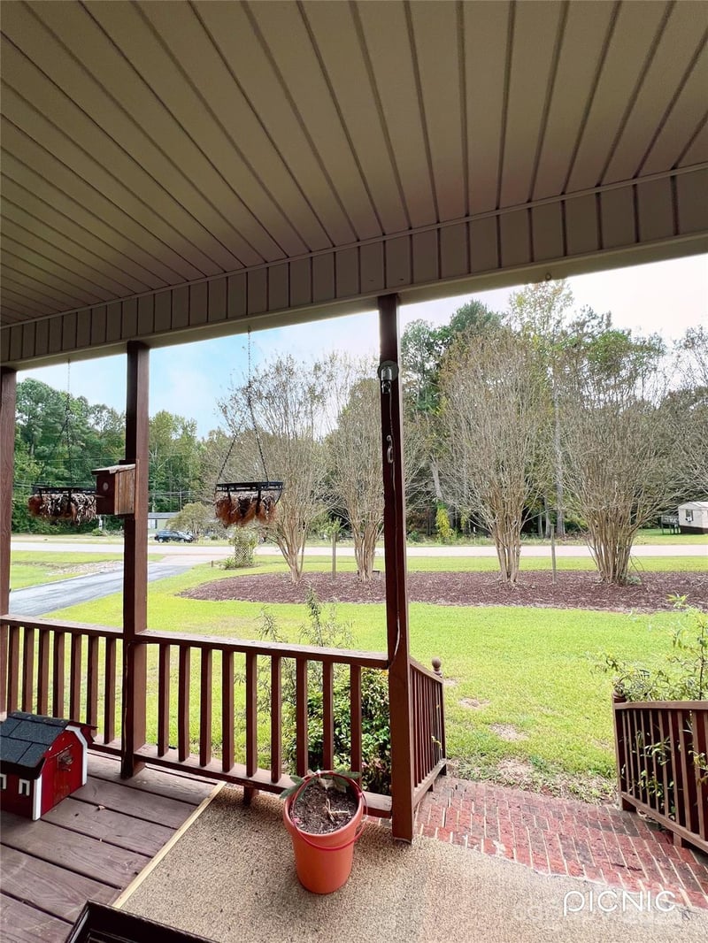 572 Mosteller Dr, Lancaster, SC 29720