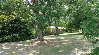 5987 Charlotte Hw, Lancaster, SC 29720