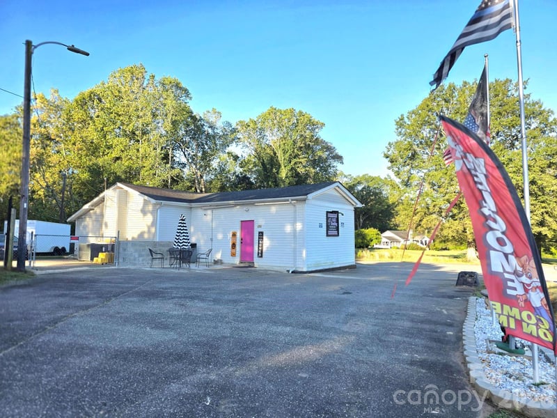 1437 Tryon Courthouse Rd, Bessemer City, NC 28016
