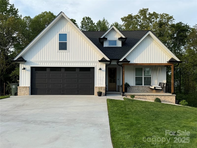 602 Kames Ct, Conover, NC 28613