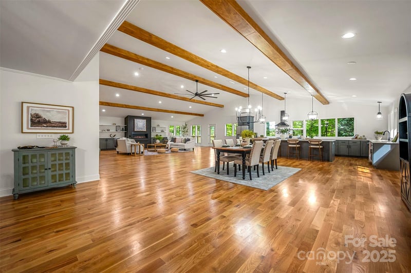 160 Lasae Ln, Tryon, NC 28782