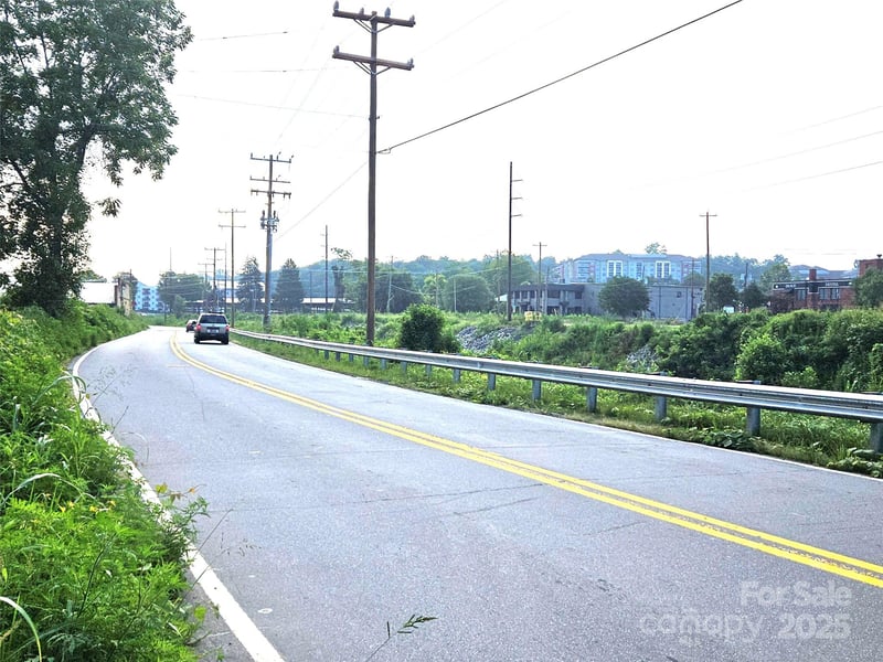 Swannanoa River Rd, Asheville, NC 28803