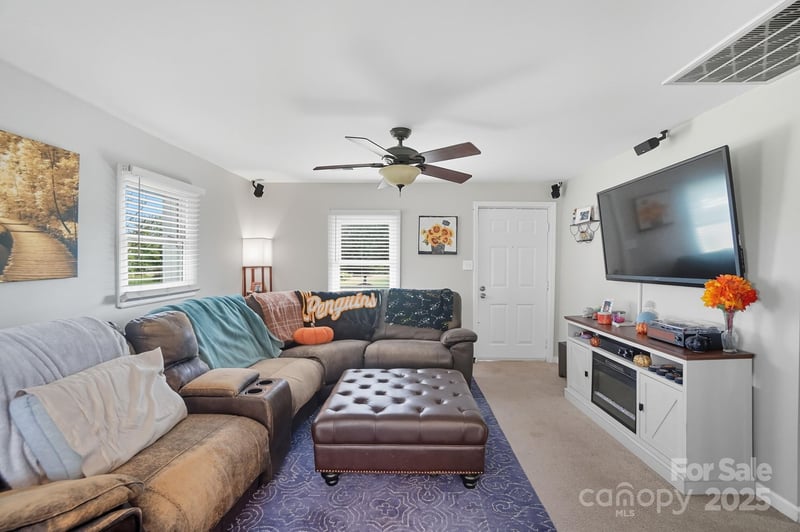 210 Roy Bell Rd, Kings Mountain, NC 28086