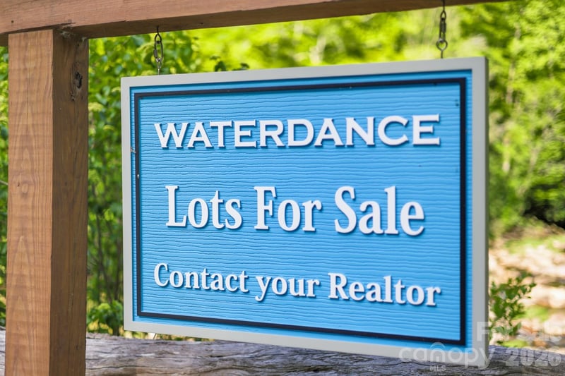 31 Waterdance Dr, Cullowhee, NC 28723