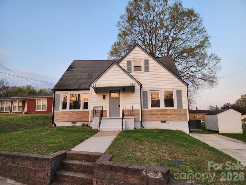 210 Lincoln St, Concord, NC 28025