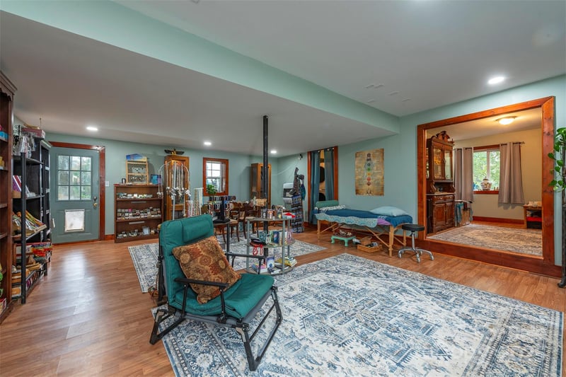 3755 Broad St, Clyde, NC 28721