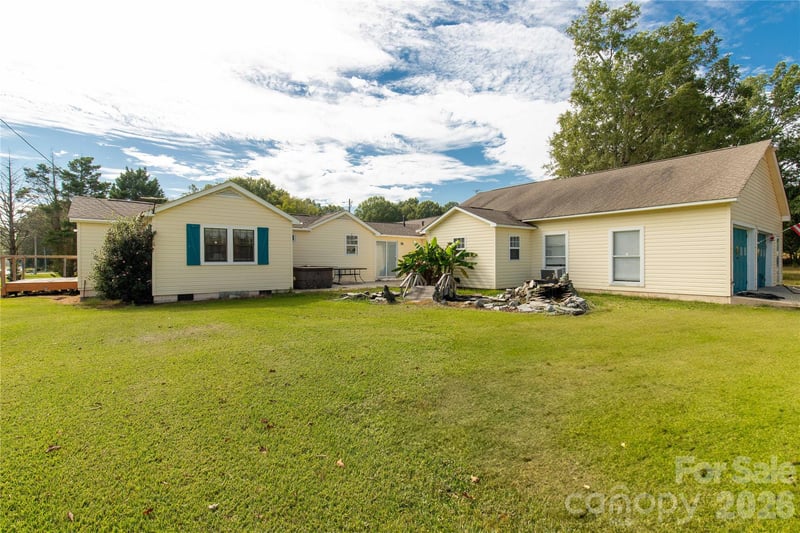 2538 Old Camden Hw, Lancaster, SC 29720