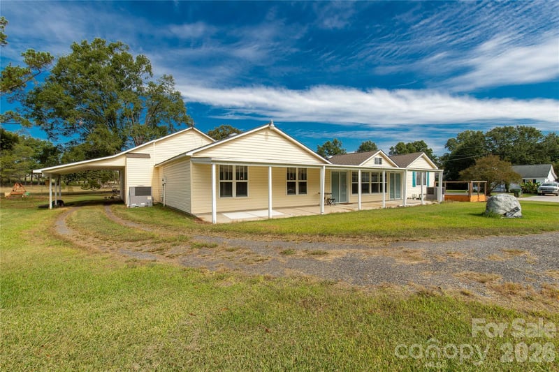 2538 Old Camden Hw, Lancaster, SC 29720