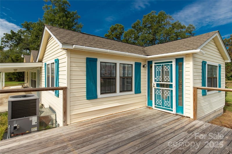 2538 Old Camden Hw, Lancaster, SC 29720