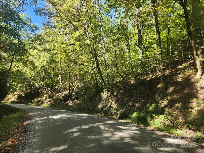 2500 Playmore Beach Rd, Lenoir, NC 28645