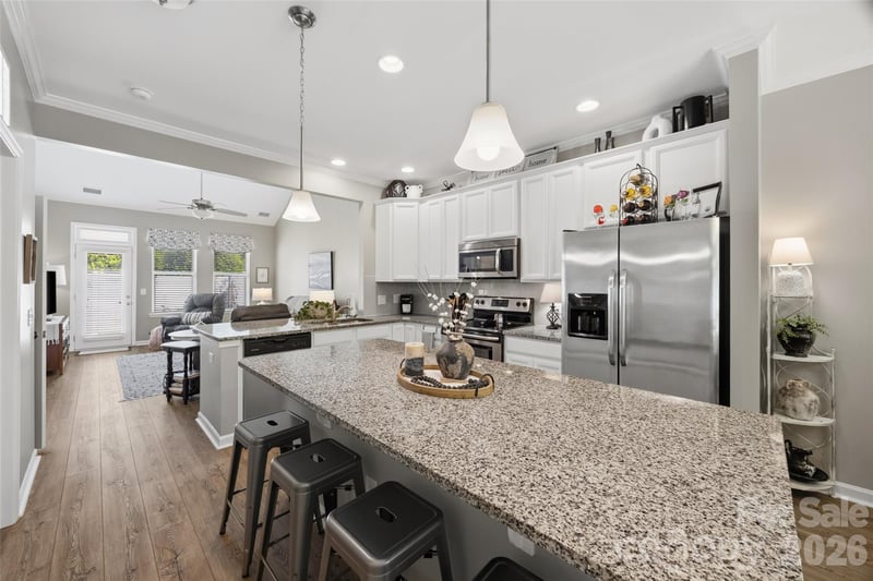 108 Park View Dr, Belmont, NC 28012