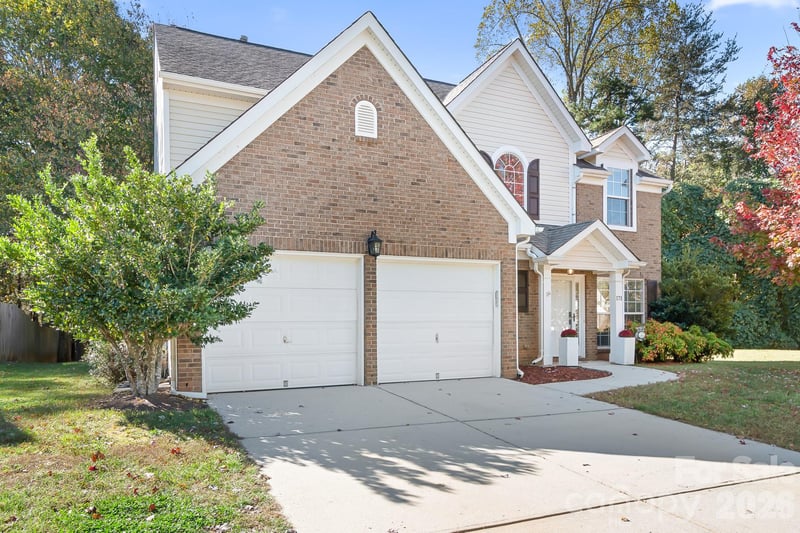171 Vance Crescent Dr, Mooresville, NC 28117
